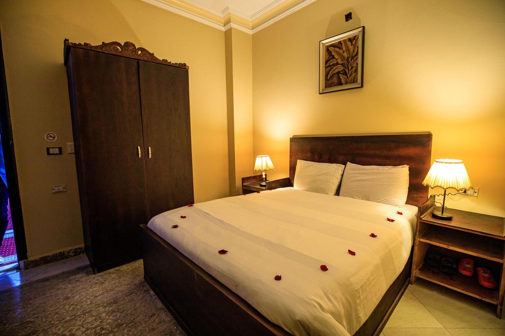Nazlet el-Sîsi Bella Casa Pyramids Inn מראה חיצוני תמונה